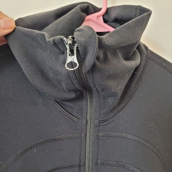 Lululemon In Stride Jacket Luon Black Size 6 Running Activewear Sporty Full Zip - Picture 5 of 8